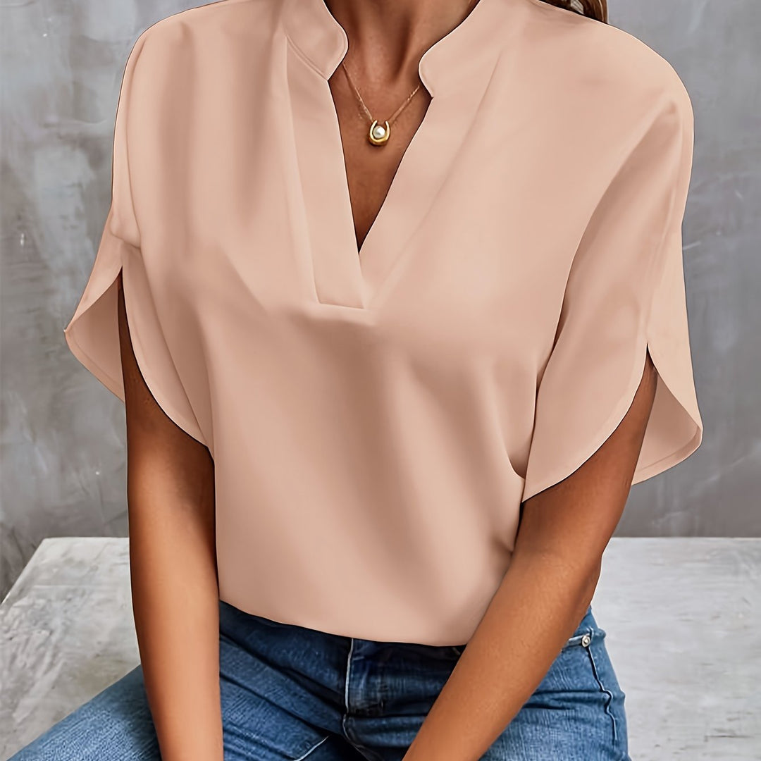 ELORA | RELAXED V-NECK BLOUSE